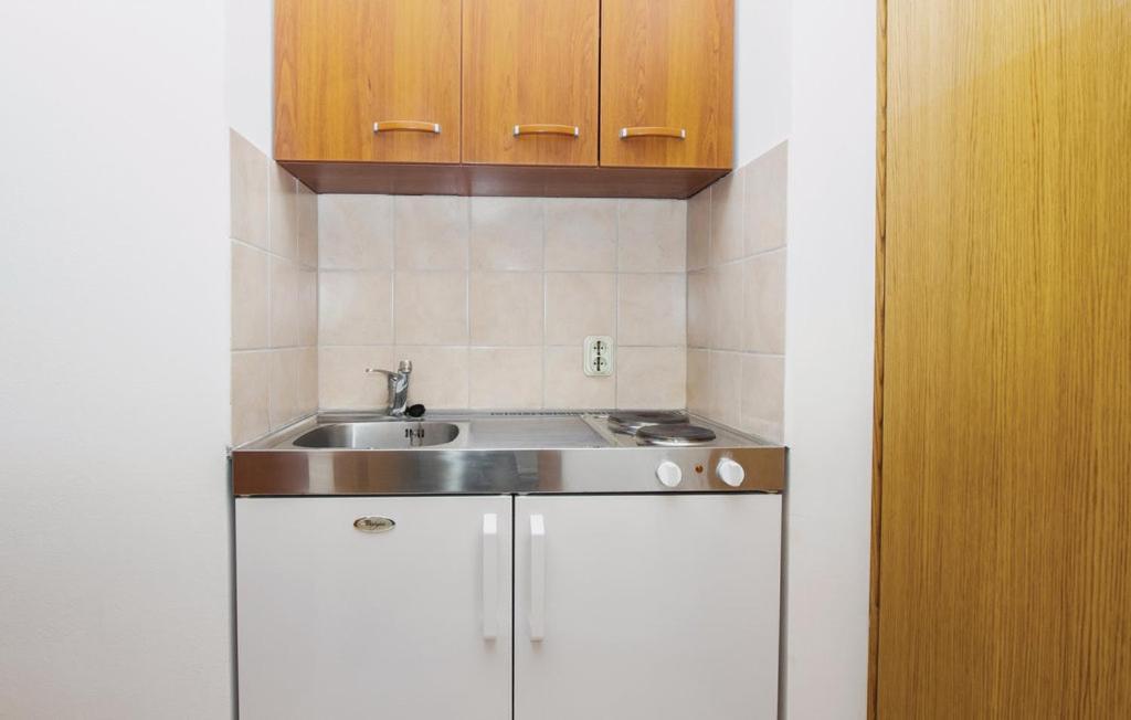 Sunrise Apartments And Studio Apartments 1 Lokva Rogoznica Bagian luar foto